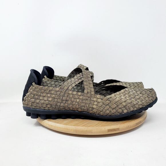 Bernie Mev Shoes Womens 42 Charm Gold Metallic Slip On Mary Jane‎ Flat Sandals - Picture 2 of 13